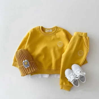 Moda korejskem Slogu Puloverju novorojenčka Smeška Fantje Oblačila, 2 Leti Dekleta Oblikovalec Oblačila, ki 2pcs Postavke Vezenje
