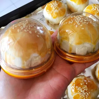 100 kozarcev Krog Plastični Luna Cake Box Embalaže, Jajčni Rumenjak Puff Posodo Pregleden Mooncake Dome Škatle Peko Pakiranje Polje Stranka