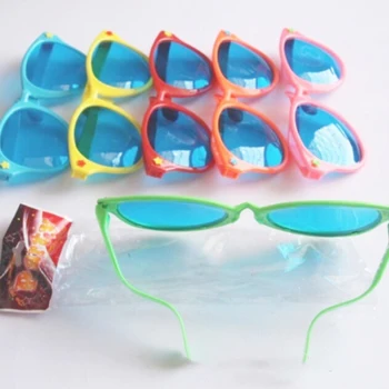 Sončna Očala Plastičnih Vroče Prodajo Velikan Prevelik Velik Velik Smešno Novost Smešno Svetovni Pokal Sončna Očala Stranka Dobave Naključno Barvo