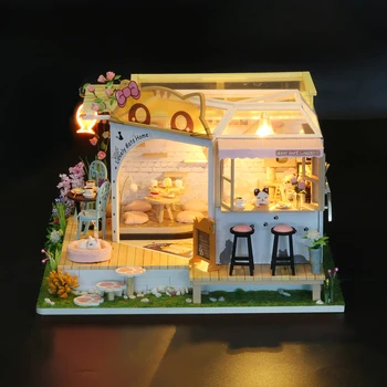 DIY Lesene Lutke Kompleti Miniaturni S Pohištvom Srčkan Mačke Kave Doma Casa Lutke Sestavljeni Igrače za Dekleta Xmas Darila