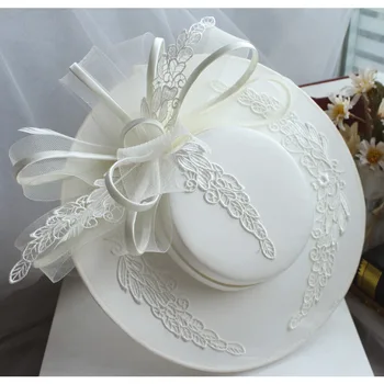 Novo saten čipke Bele Poročne obleke Klobuk francoski Retro Britanske Dame Banket Eleganten Lok Kravato Klobuk Poročne Pokrivala Poroko Accessorie
